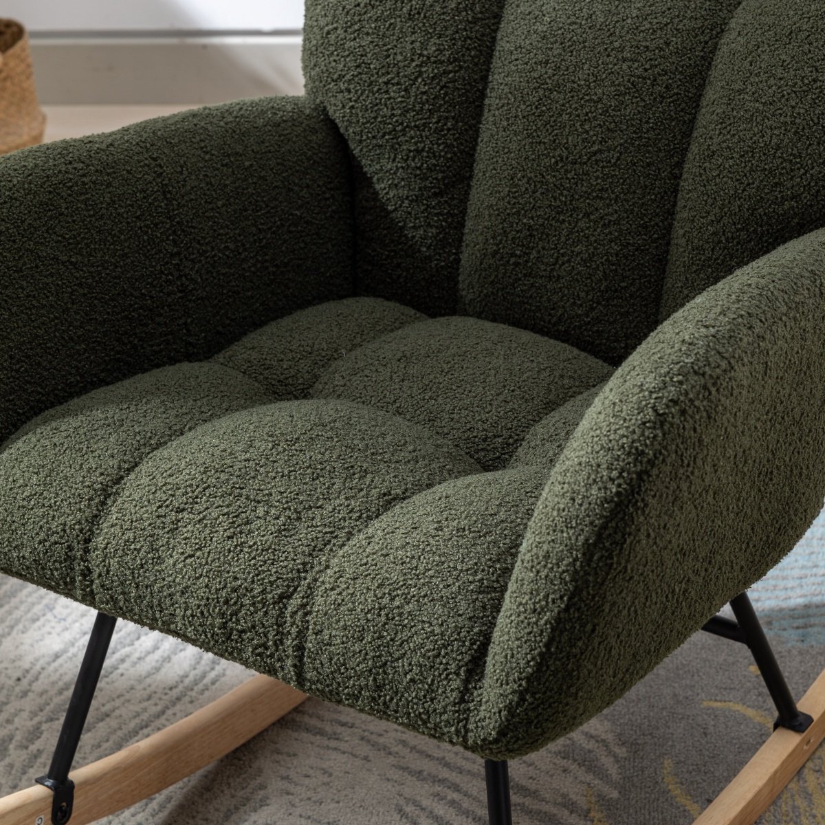 REDOM - Schommelstoel - Teddy bekleding met armleuningen - Houten en metalen onderstel - Gewatteerde zitting - Woonkamer of babykamer - Donkergroen - 65 x 77 x 90 cm