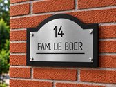 Naambordje Voordeur – Naambordje Huisnummer – 1,5 mm RVS – Modern Design – Met Nummer En Naam - Zwart of Grijs - 17x24-Incl. Bevestigingsset + RVS afstandhouders