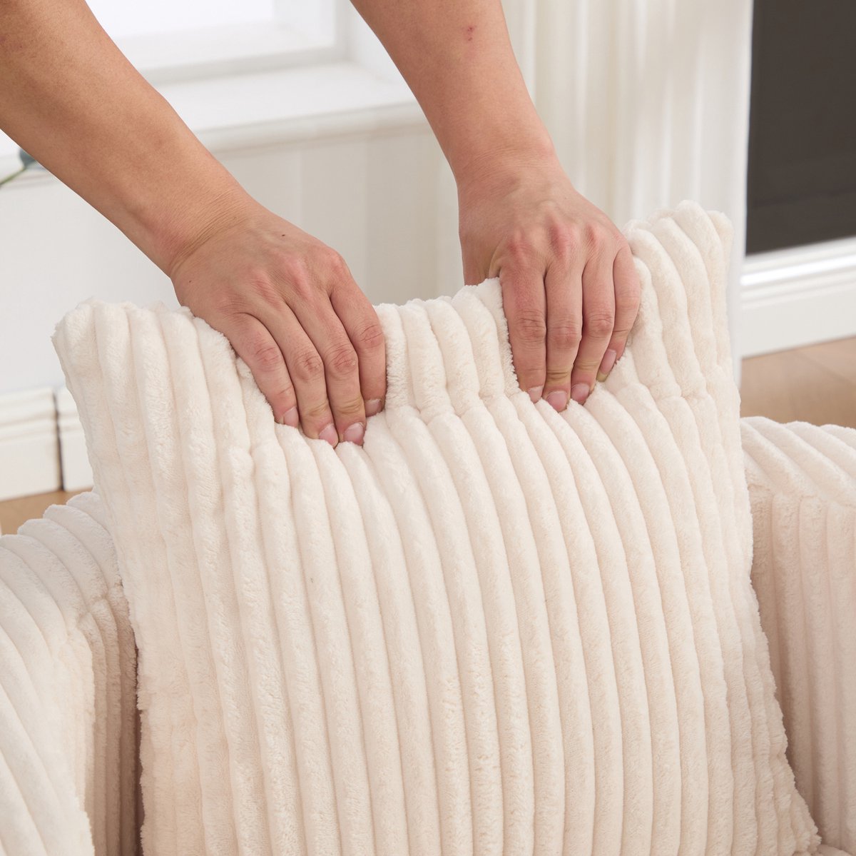 MODENUIT Fauteuil - 76 x 79 x 78 cm - 360 Graden Draaibaar Met Opbergruimte - Woonkamer - Ribstof Beige