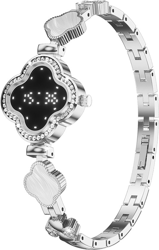 Zilverkleurige smartwatch met klaverblad-wijzerplaat, witte details en zirkonia. Toont '15:36' op de wijzerplaat.