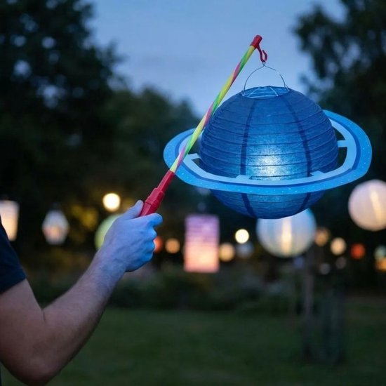 Planeet Blauw Lampion - Met Stok - Blauw - Papier - Sint Maarten - Lampionnen Optocht - 30x30cm — afbeelding 3