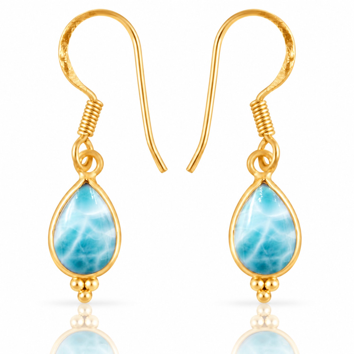 Natuursieraad - 925 sterling zilver larimar oorhangers goldplated - Oorbellen Set - 1 Set (2 stuks) - handgemaakt