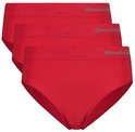Drie rode naadloze slips van Bamboo Basics met het merklogo op de tailleband.