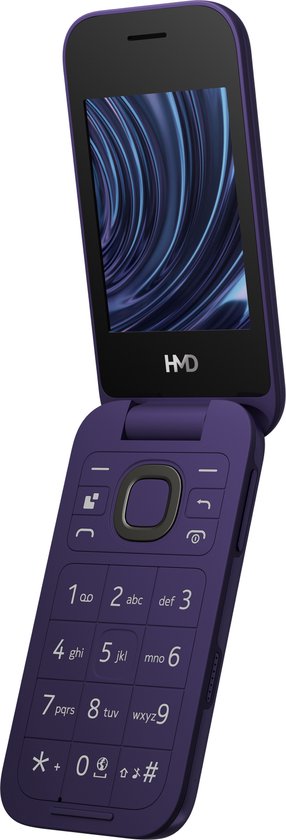 Open paarse HMD klaptelefoon met numeriek toetsenbord, scherm met blauwe achtergrond en HMD-logo.