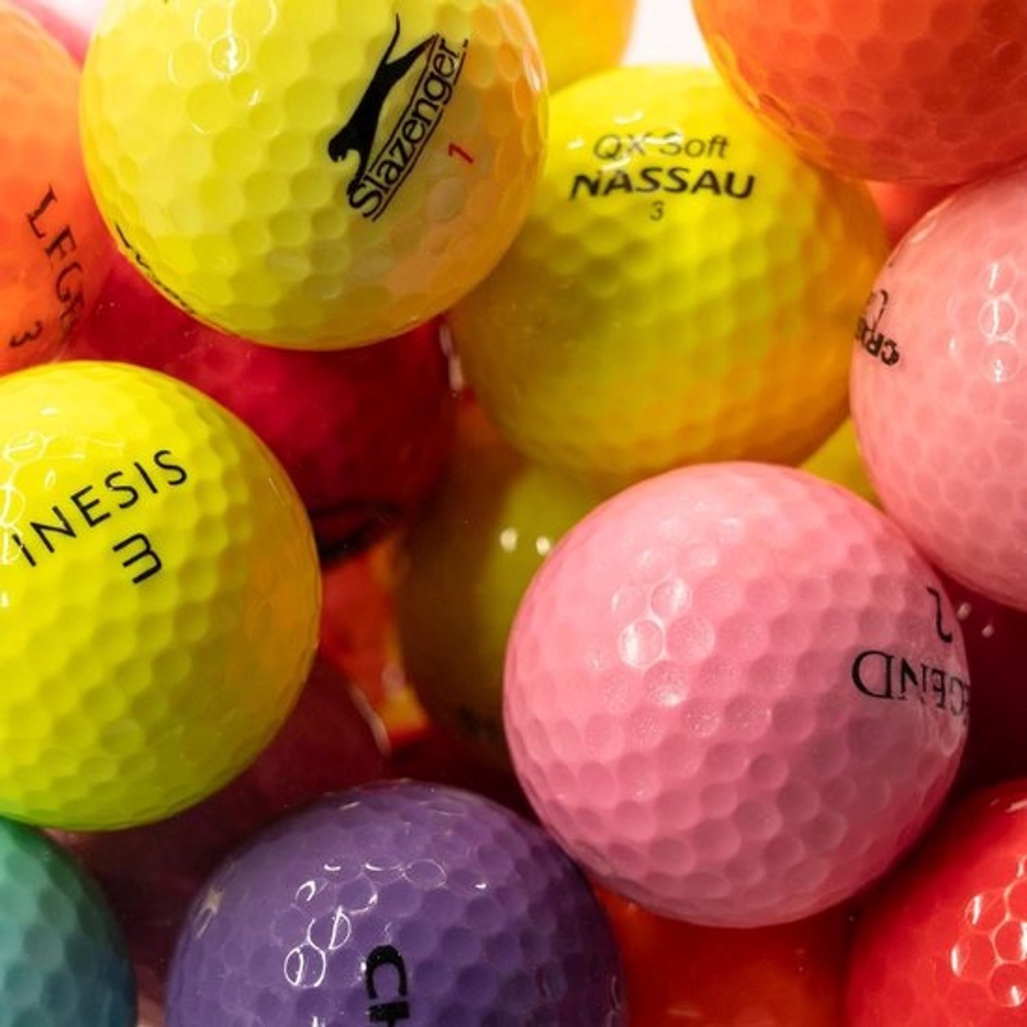 Golfballenset - Gebruikte ballen - Voor golfspel - Mix van topmerken, AAAA-kwaliteit - 50 stuks - Meerkleurig