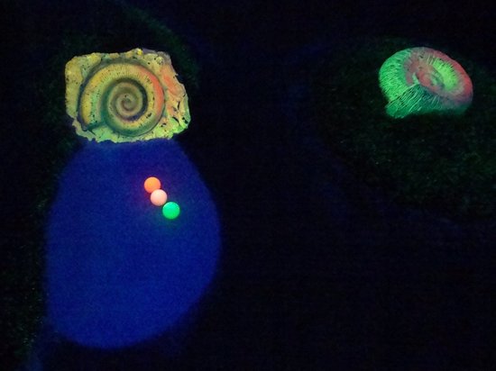 4x Blauwe Fluorescerende Minigolf Ballen — afbeelding 2