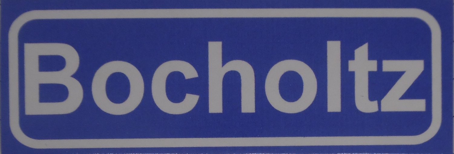 Souv© - koelkast magneet - plaatsnaam bord - kombord - souvenir - koelkastmagneetje - relatiegeschenk Bocholtz