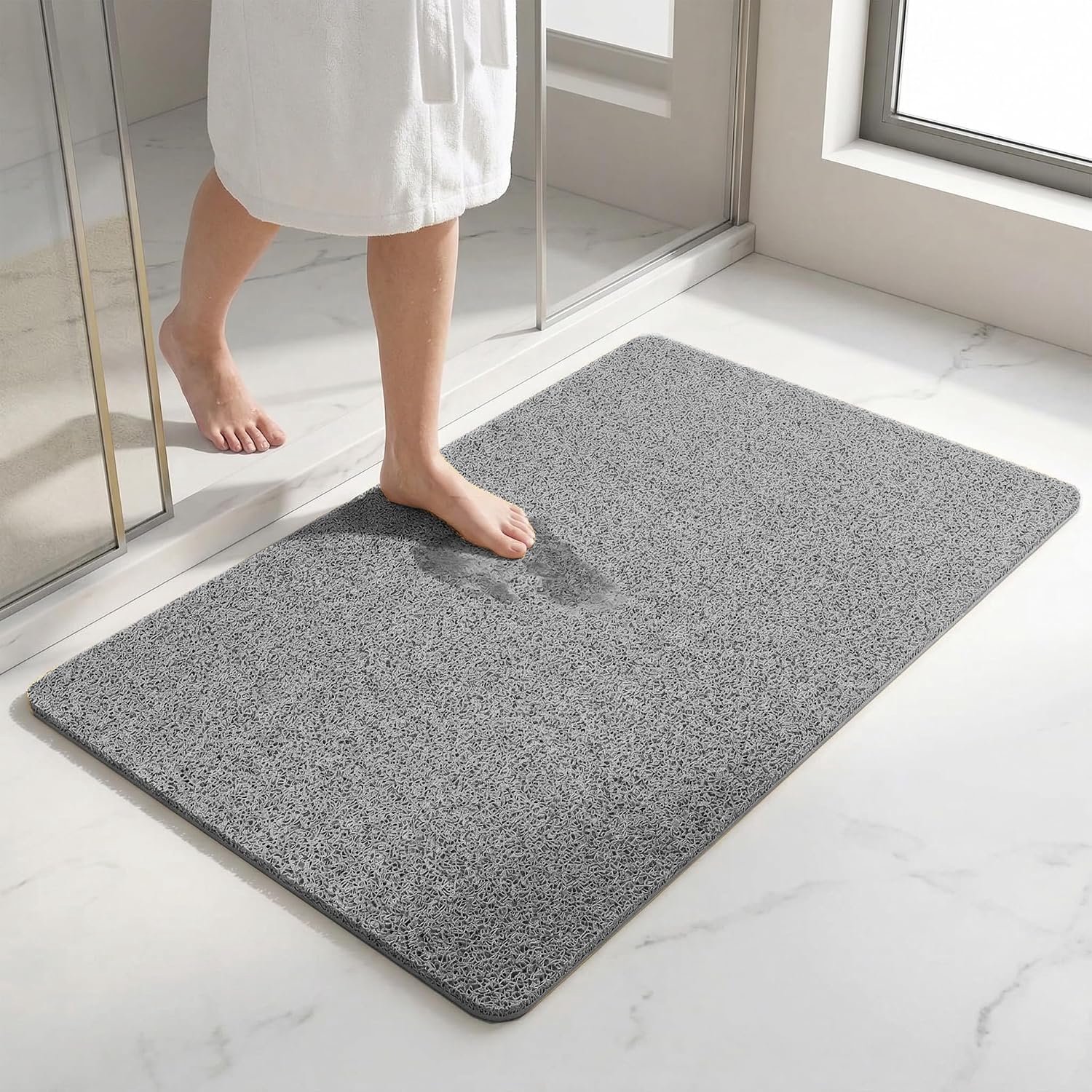 Douchemat antislip voor badkamer - Badmat met waterafvoer - Zachte PVC badkamermat - Sneldrogende vloerbekleding voor douche - Loofa structuur met grip - Geïntegreerde afvoeropeningen tegen water - Grijs - 60 x 40 cm