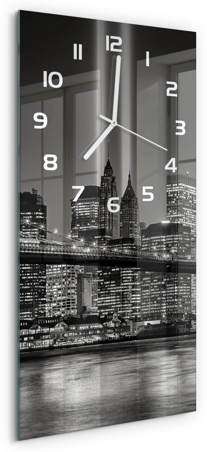 Tulup Wandklok - Manhattan, New York Gekleurde Glazen Klok - 30x60 cm - Zwart-wit Glazen Klok Met Print - Witte handen - Rechthoekige Klok - Moderne Wandklok Glas - Wandklok Glas Decoratie