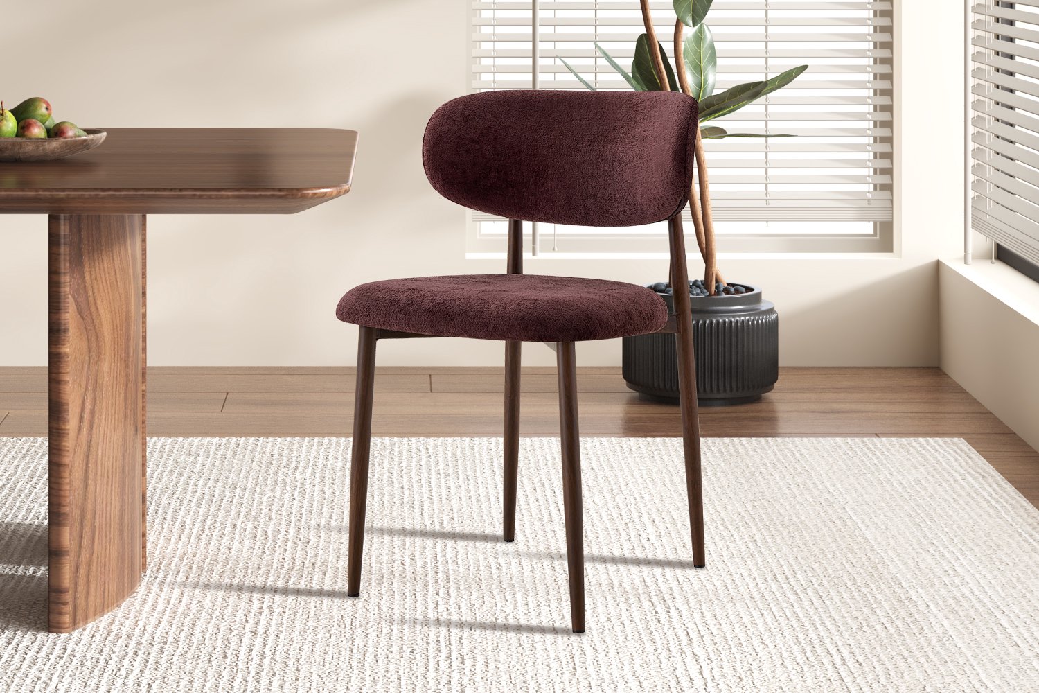 Eetkamerstoel Nono Donkerpaars – Walnoot gekleurd frame – Luxe Gestoffeerd