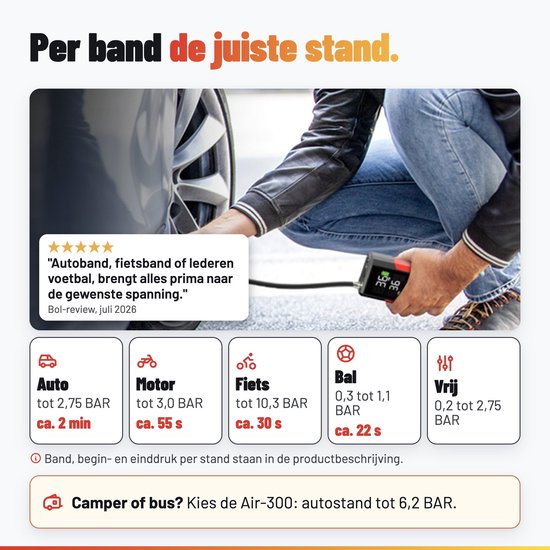 Persoon pompt autoband op met de AutoXtreme. Toont instellingen voor auto, motor, fiets, bal en vrije modus.