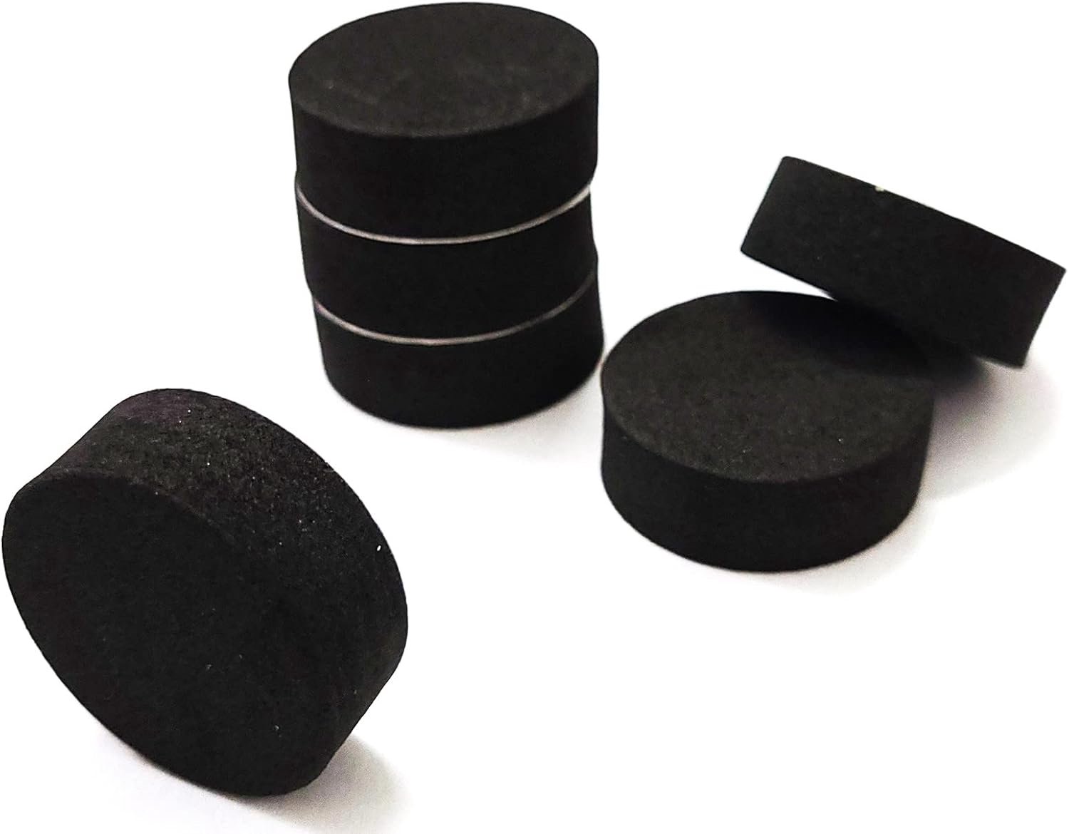 Dailygoods- Bloempot Voeten 100 Stuks - Antislip Pads - Zelfklevende Matten - Multifunctioneel - Voor Meubels - 30mm Diameter, 11mm Dikte - Meubelvoet