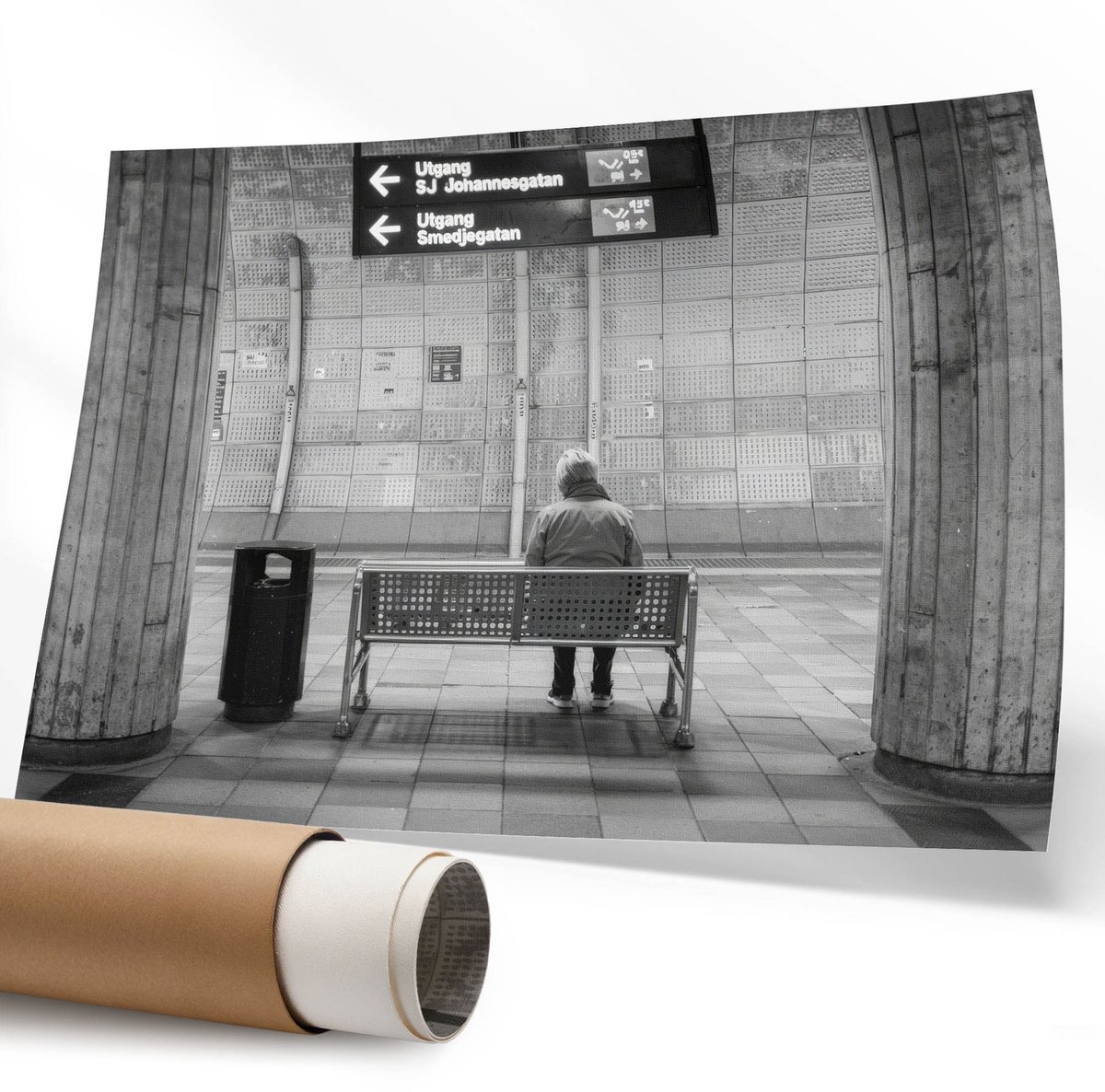 Coloray Polycanvas Wandposter – Metrostation, Grijs – 594 x 840 mm – Roze Wanddecoratie – Rechthoek – Muurdecoratie – Slaapkamer – Romantisch