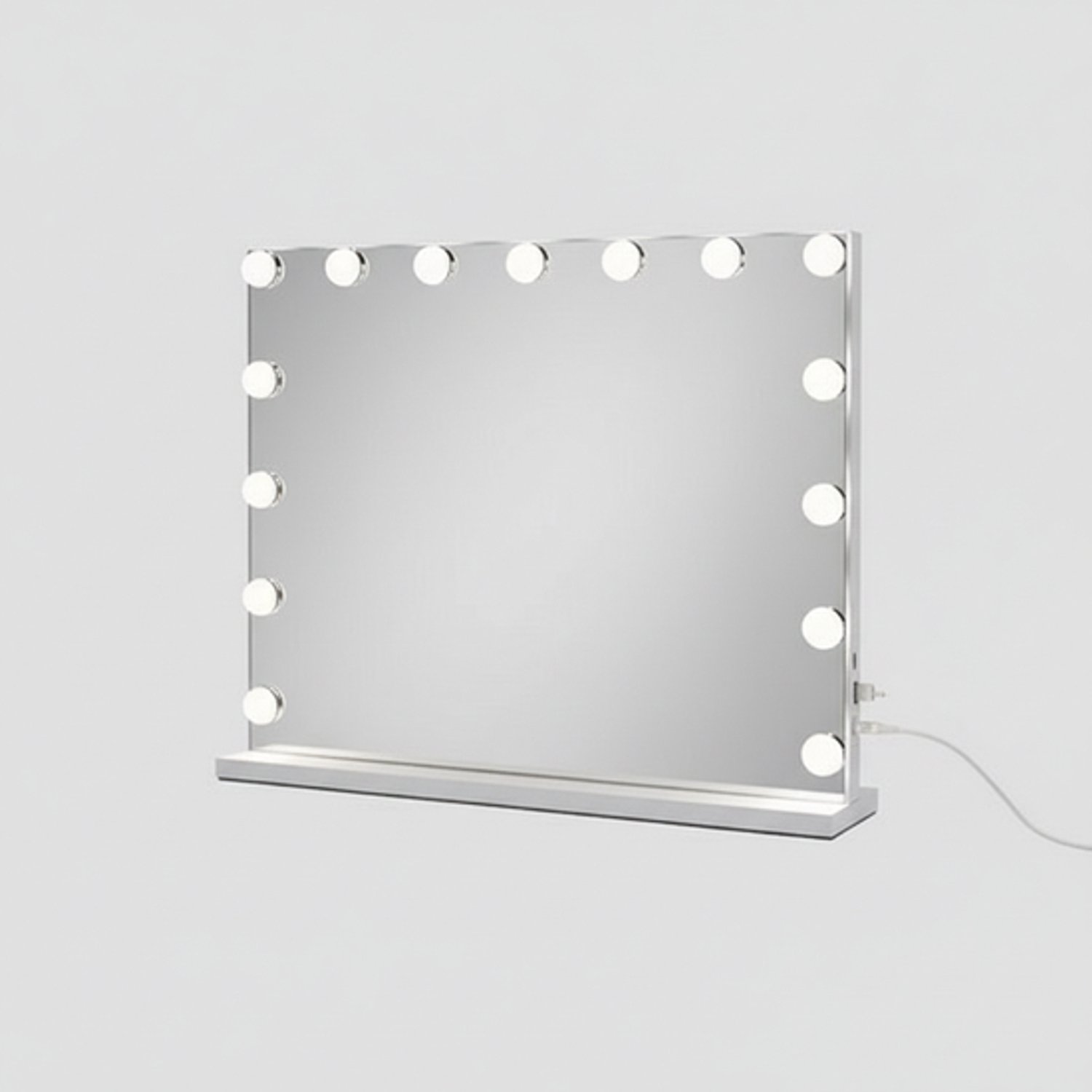 Bol.com Royals Hollywood Spiegel 58x46CM - Bluetooth Speakers - 15x Led Lampen - USB + USB-C Oplaadpoort - 10x vergroting - 3 Di... aanbieding