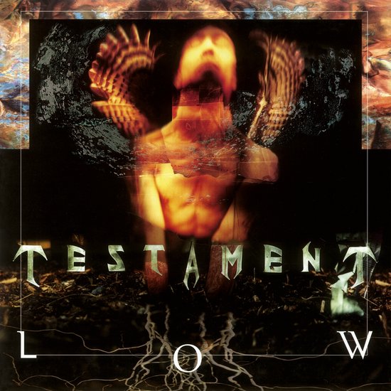 Testament Low albumcover met geabstraheerde figuur en vleugels, donkere aardetinten.