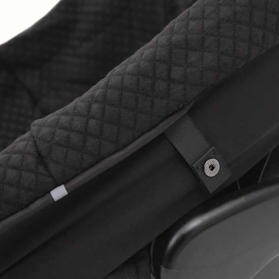 Voetenzak voor babyautostoeltje - Weerbestendige en universele pasvorm - Antislip achterkant en eenvoudige magnetische sluiting — afbeelding 5