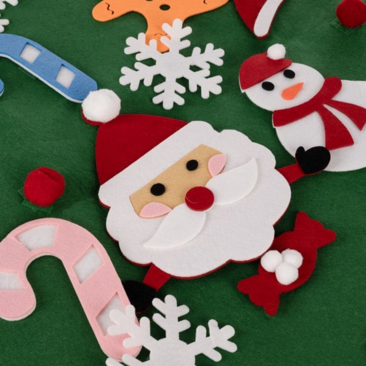 Ruhhy DIY Vilt Kerstboom - Inclusief 26 Versieringen - Herbruikbare Kerstdecoratie – foto 8