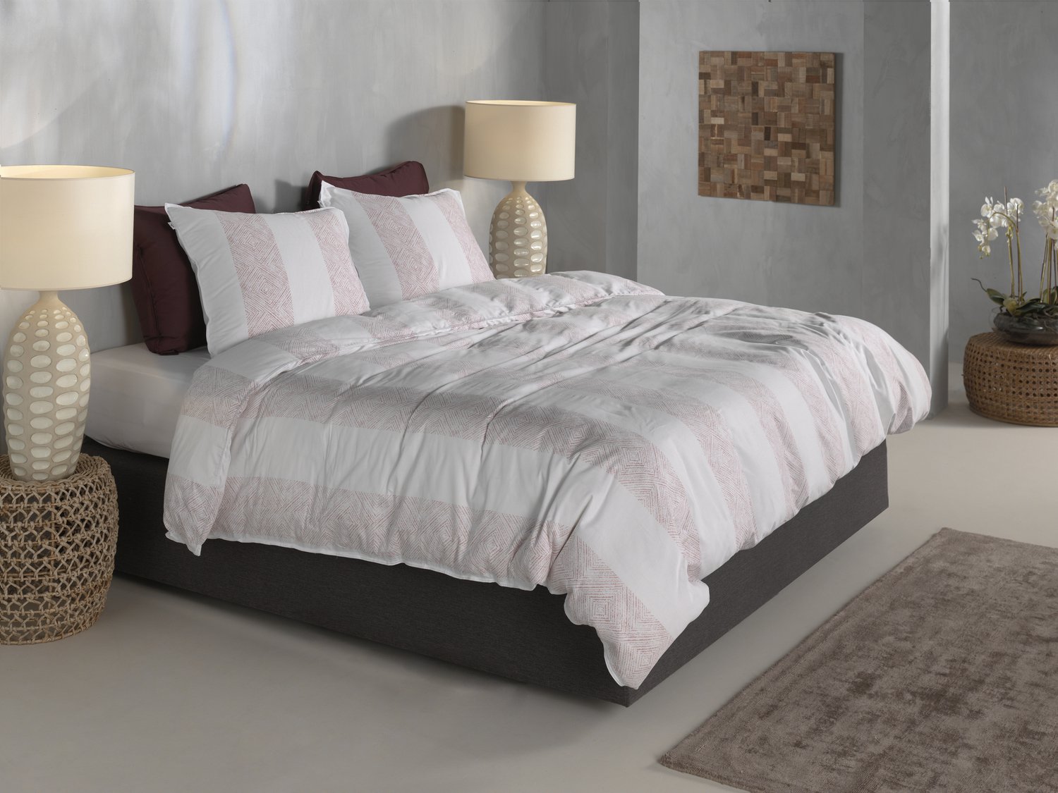 Zohome Dekbedovertrek Tratti di Satinado - Deken - Dekbed - Roze - 100% Katoen-Satijn - Strepen - 2 slopen 60/70 cm