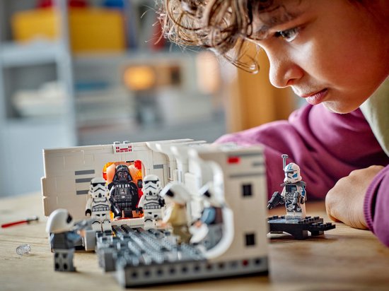 LEGO Star Wars Aan boord van de Tantive IV™ - 75387