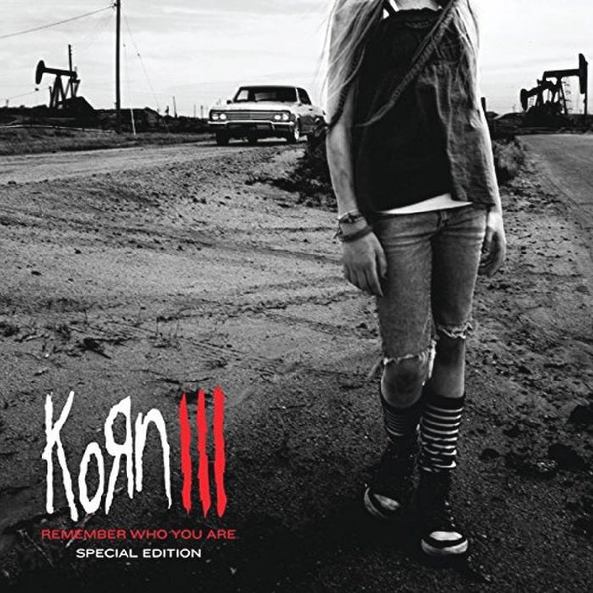 Limited Edition Digipak CD/DVD met Bonus Tracks en In-Studio Video's