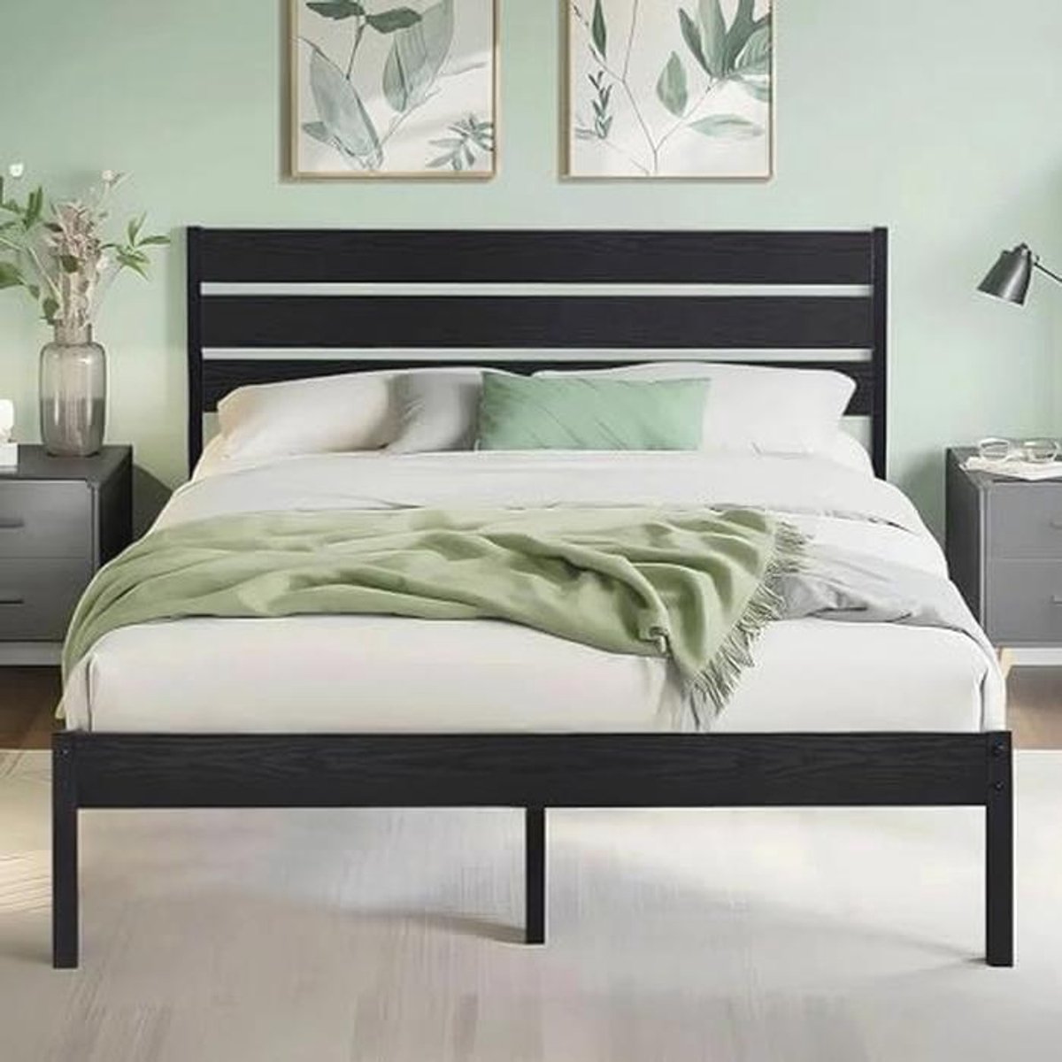 Bedframe 140 x 200 cm met Houten Hoofdeinde - Industrieel Sleuvenbed van Robuust Metaal met Onderbed Opslag