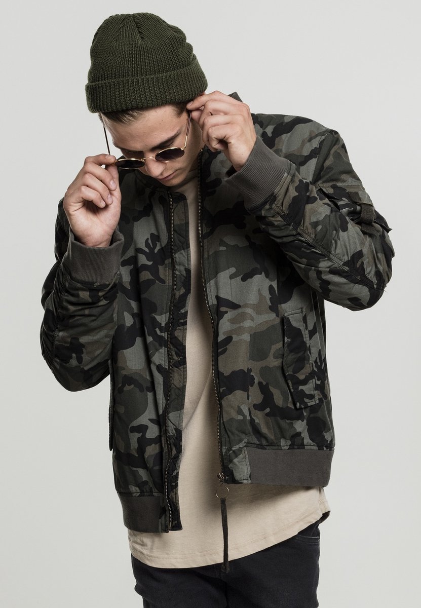 Urban Classics Vintage Camo Cotton Bomber jacket S Groen