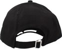 Arrière d'une casquette New Era noire avec sangle réglable.