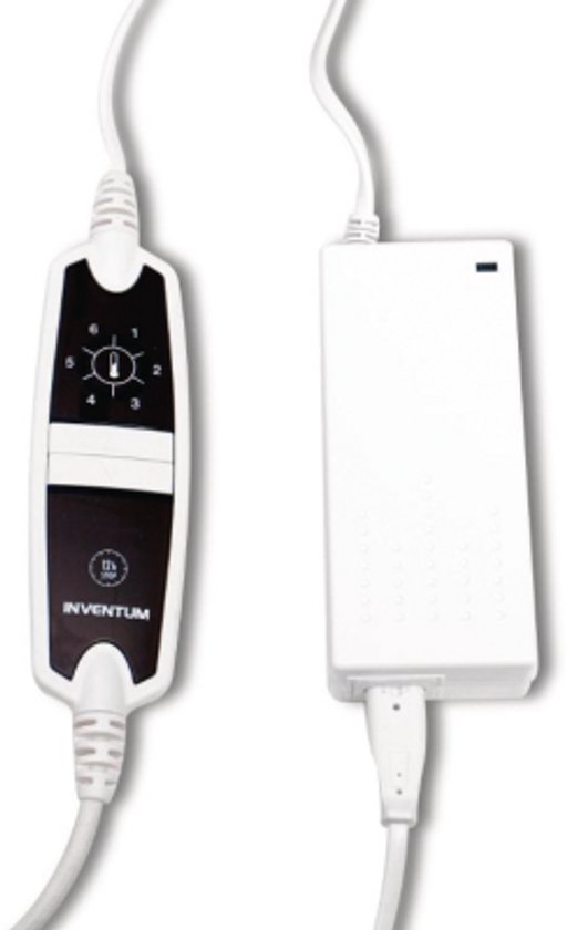 Witte controller met 6 warmtestanden en een witte stroomadapter van Inventum.