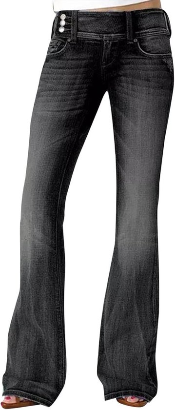Zwarte bootcut jeans met lage taille, getoond op een model.