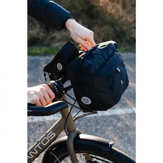 AGU Performance Stuurtas KLICKfix - Waterafstotende fietstas van gerecycled polyester - 3M reflectie - 4 liter - Zwart van AG — afbeelding 4