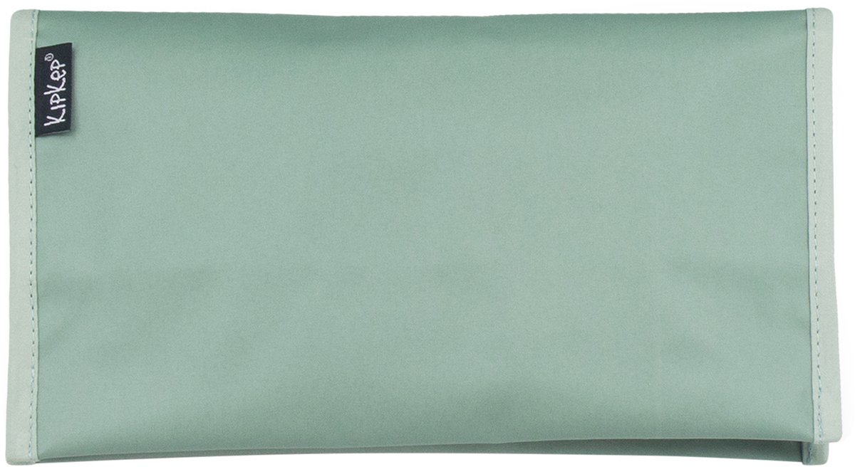 KipKep Napper Luier-etuitje - Pale Green - luiers en doekjes to go - rPET - wasbaar - gecoat - groen