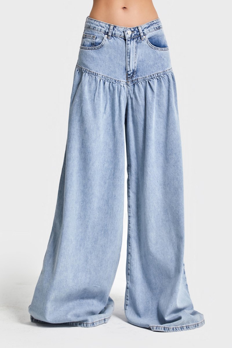 It's Basic - Relaxed High Rise Jeans