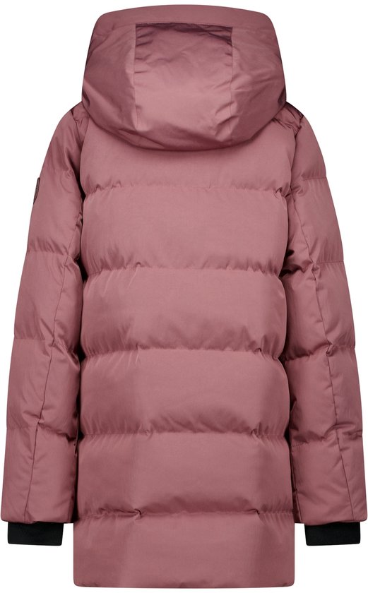 Roze pufferjack met capuchon, zwarte boorden en horizontale banen. Zichtbaar van achteren.