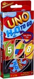 Verpakking van het "UNO H2O TO GO" kaartspel, met een rode achtergrond en "WATERPROOF" erop. De voorkant toont kaarten met de nummers 5, 8 en symbolen.
