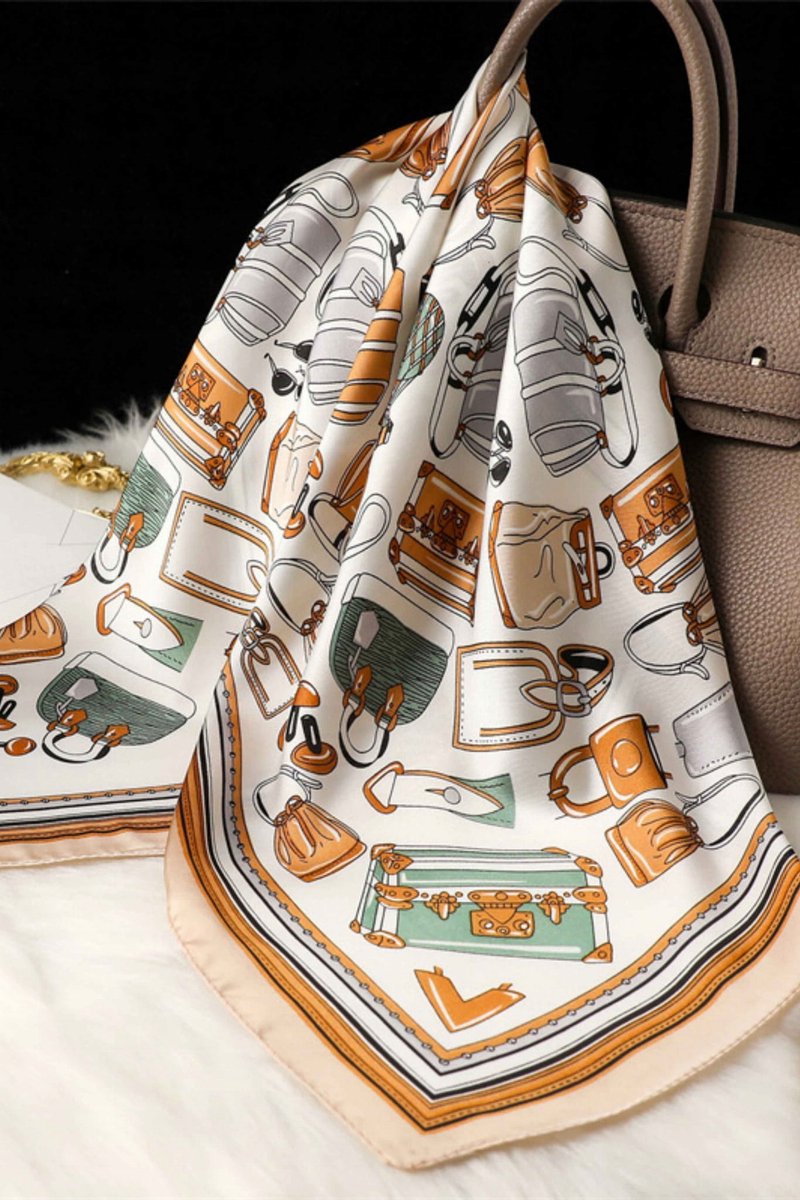 Merkloze Satijn Sjaal 70x70cm - Modieus Tas & Accessoire Print
