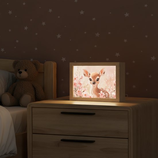 Nachtlampje 20x15 cm - Kinder lamp - Hertje - Illustratie - Bloemen - Roze - Tafellamp kinderkamer - Slaapkamer lamp - Bedlamp kinderen - Kinderlampje stopcontact - Wandlamp babykamer - Nachtlampjes van Walplus — afbeelding 2