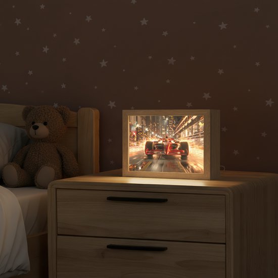 Nachtlampje 20x15 cm - Kinder lampje - Racen - Auto - Race - Goud - Jongens - Tafellamp kinderkamer - Slaapkamer lamp - Bedlamp kinderen - Kinderlampje stopcontact - Wandlamp babykamer - Nachtlampjes van Merkloos — afbeelding 2