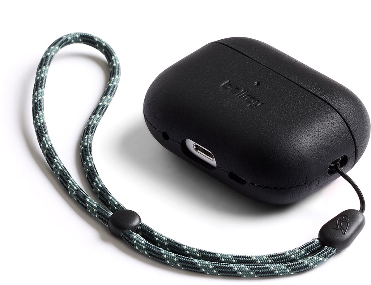 Bellroy Pod Jacket Pro AirPods Pro 3 – Hoge Kwaliteit Constructie – Compact en Draagbaar Ontwerp – Milieuvriendelijk door Gerecycled Polyester en PET - Zwart