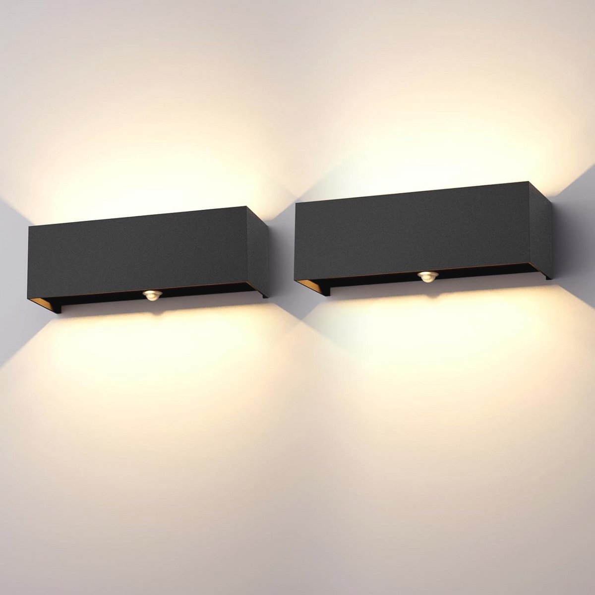 Wandlamp met bewegingsmelder - 30W voor buiten - Verstelbare lichtstraal - Warmwit 3000K - IP65 geclassificeerd - 2 Stuks