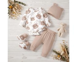 Babykleding set 4 delig - 0-3 maand - Maat 50/56 - Romper, broek, muts, en sokjes - Unisex newborn outfit in beer thema