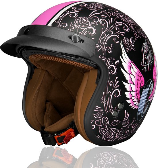 Zwarte helm met roze vleugels en bloemenpatroon, met vizier en spiegeling.