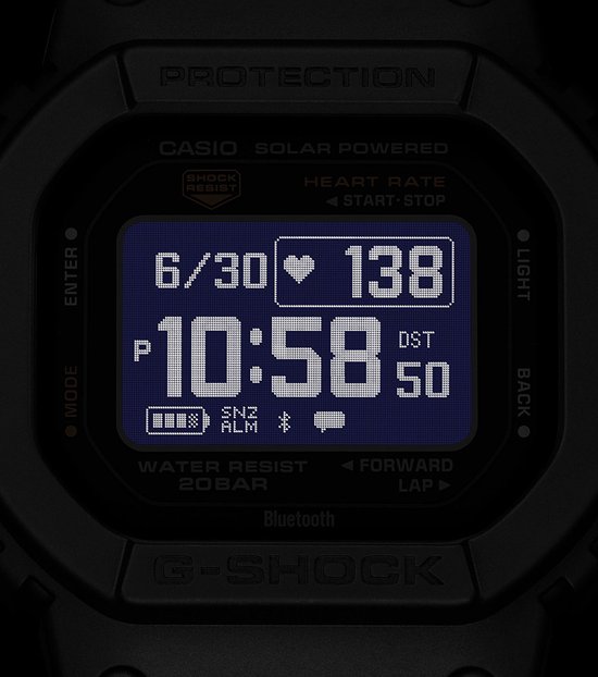 Zwart G-Shock horlogescherm met 6/30, hartslag 138, tijd 10:58, datum 50, Bluetooth en 'Solar Powered'-indicator.