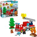 Set de camion de pompiers LEGO Duplo avec pompier, arbre, écureuil et flammes.