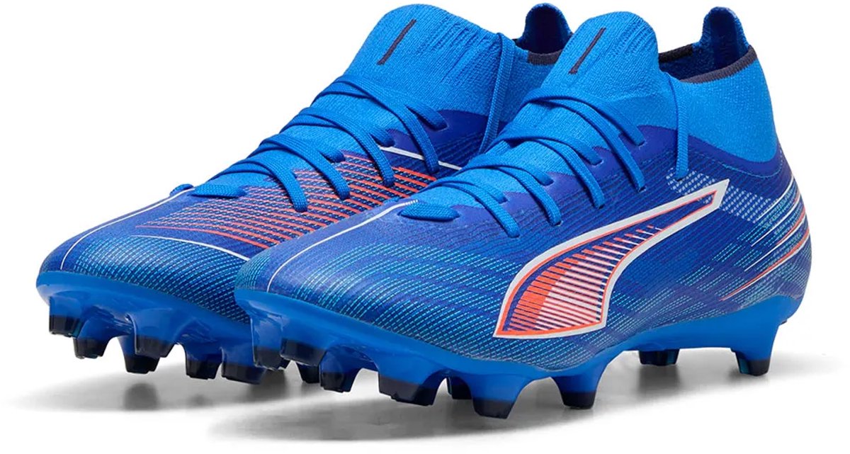 Puma Ultra 6 Match+ FG/AG voetbalschoenen voor dames in blauw, EU 39, met gestroomlijnd design voor snelheid.