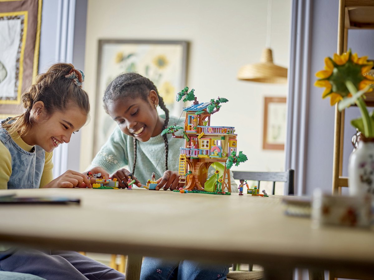 LEGO Friends Boomhut voor de vrienden - 42652 — afbeelding 4