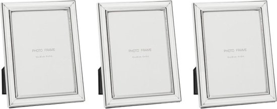 3x Zilveren fotolijstjes / fotoframes 19 x 24 cm - Fotolijstjes/fotoframes - Geschikt voor fotoformaat 15 x 20 cm - Op standaard