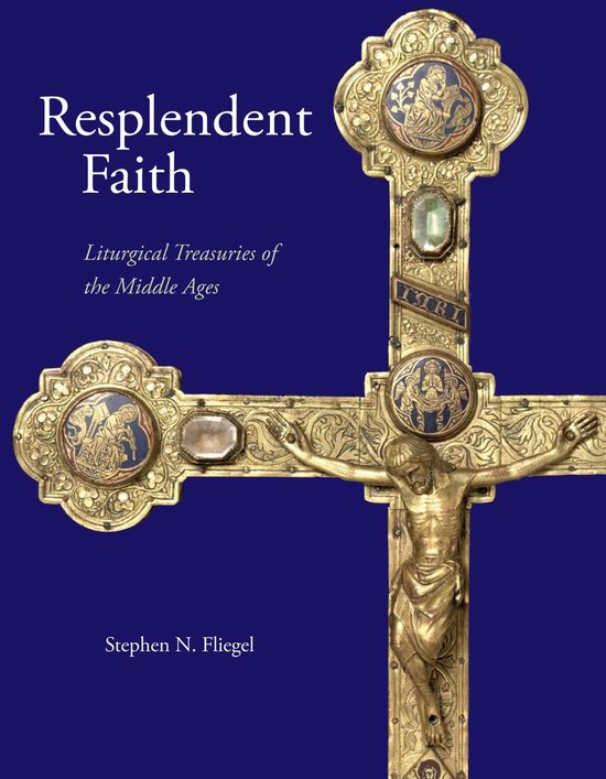 Gouden kruis met afbeelding van Jezus, versierd met edelstenen en medaillons. Titel: Resplendent Faith. Liturgical Treasures of the Middle Ages.