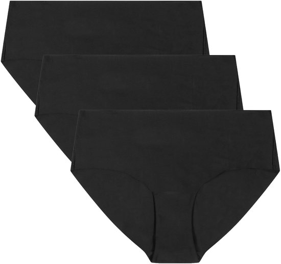 Drie zwarte Under Armour naadloze hipster broekjes opgestapeld.