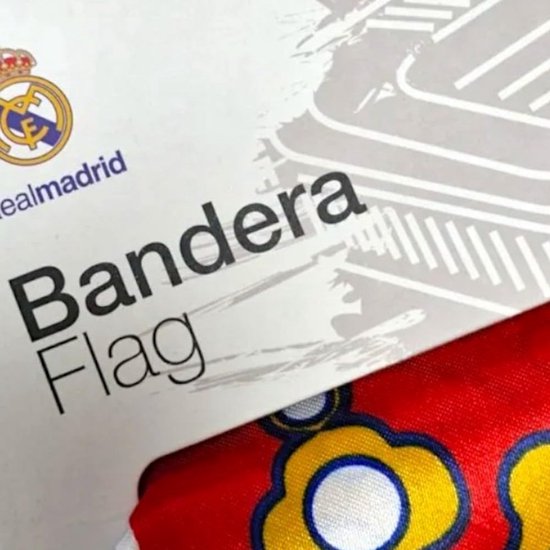 Real Madrid vlag met Real Madrid logo en tekst 'Bandera Flag'.