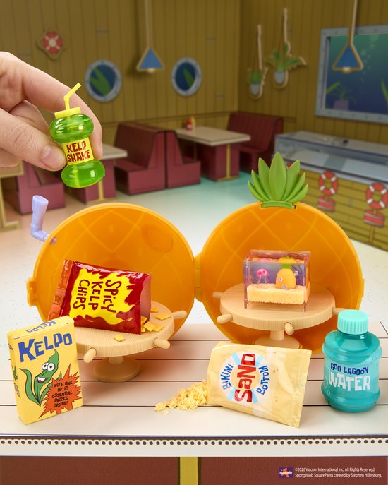 Miniverse SpongeBob en vrienden miniatuur eetkraam met 'Kelp Shake' en 'Kelp Chips'. Inclusief een ananasvormige display.